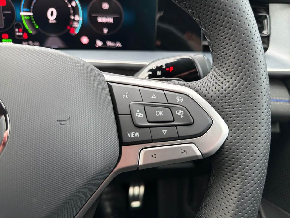 2026 Volkswagen Tayron - image 16