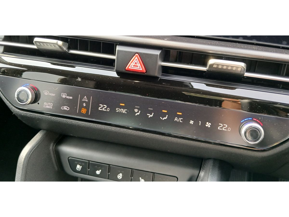 2026 Kia Sportage - image 22