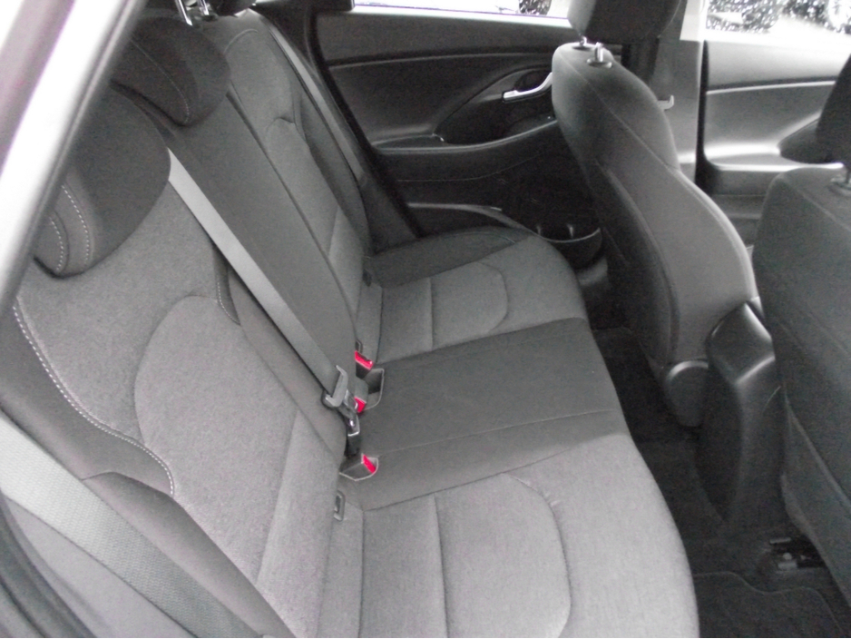 2021 Hyundai i30 I 30 1.6CRDI DELUXE 5DR €17,950