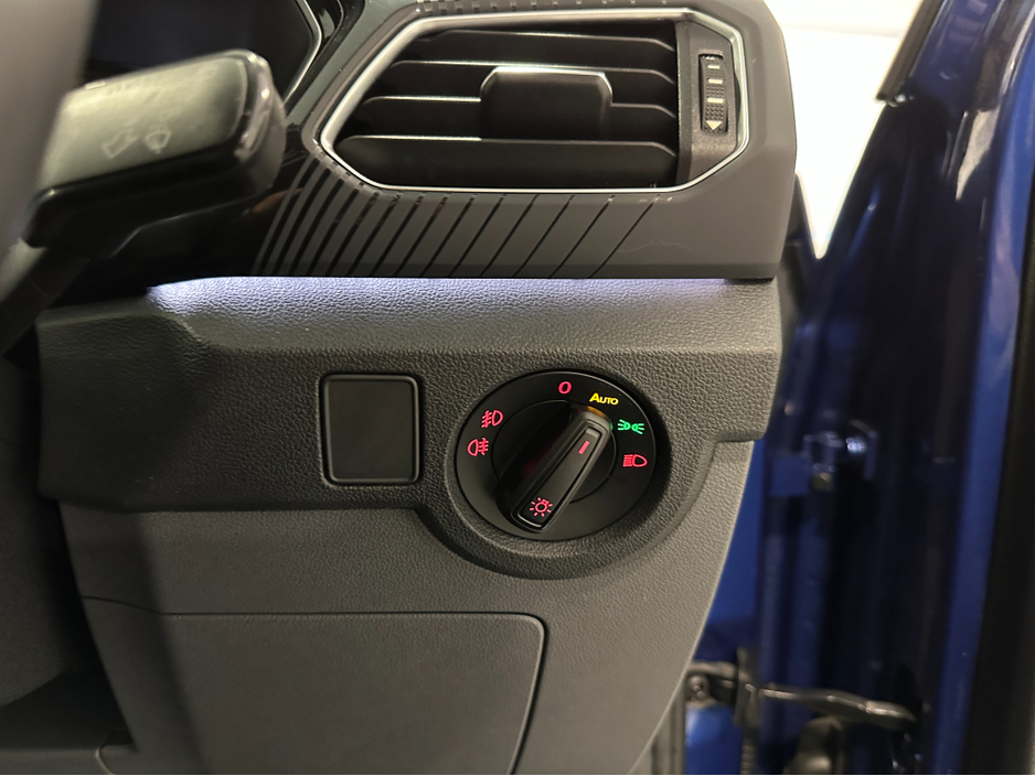 2019 Volkswagen T-Cross (192) T CROSS 1.0TSI DSG LOW KMS 1ST PLUS VW/AUDI SPECIALISTS WWW.DENISDARCYCARS.IE €20,950