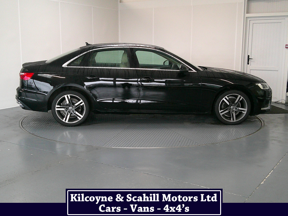 2020 Audi A4 - image 9