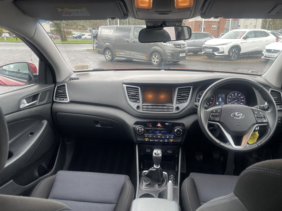 2017 Hyundai Tucson - image 13