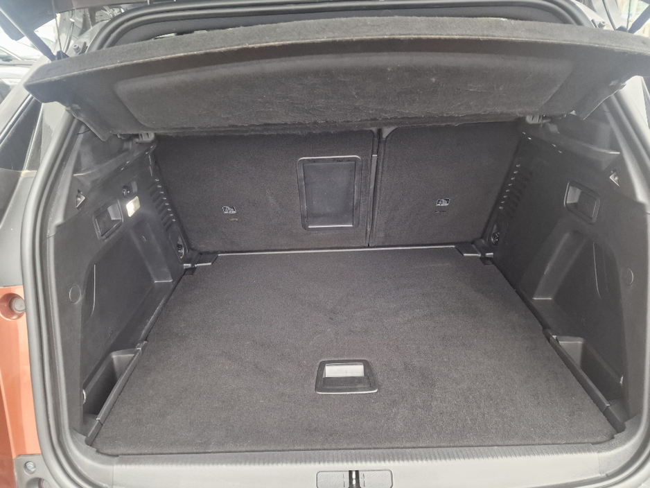 2019 Peugeot 3008 - image 19