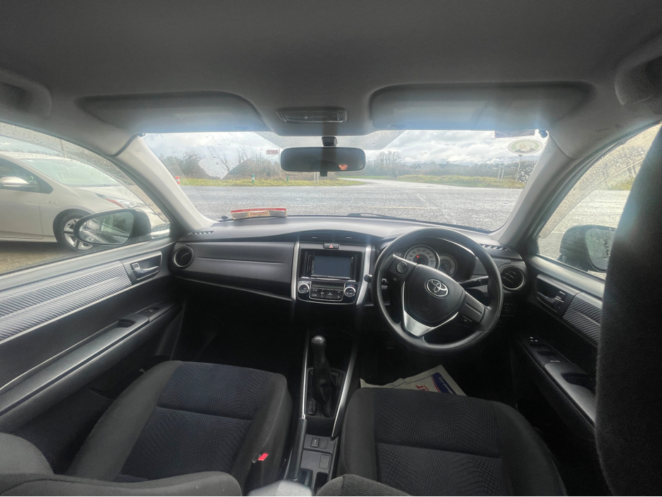 2013 Toyota Corolla FIELDER DBA-NZE161G 5DR AUTO €6,450