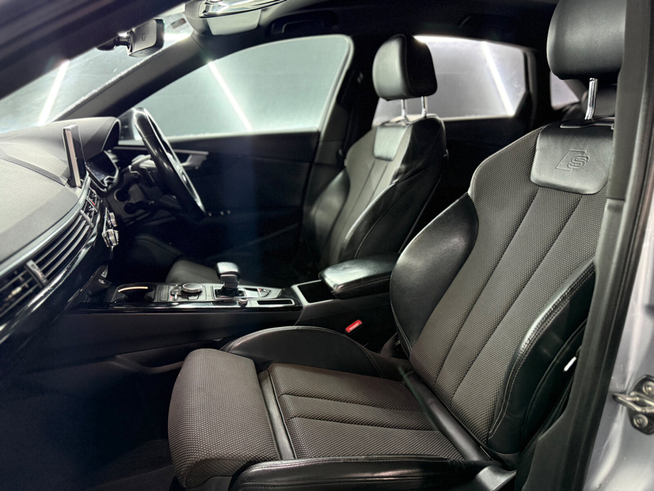 2017 Audi A4 - image 18