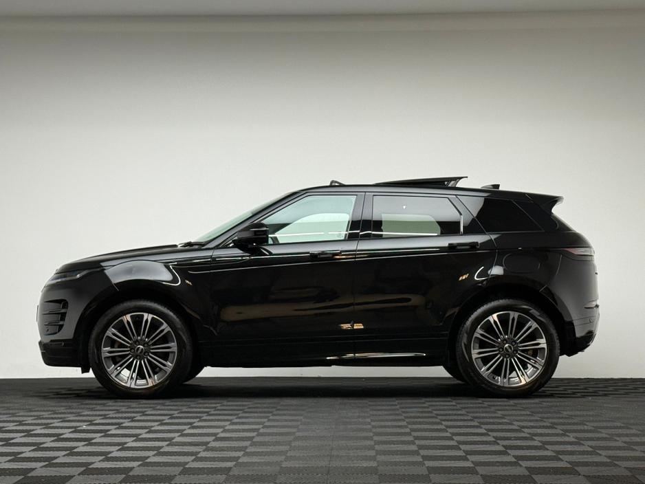 2024 Land Rover Range Rover Evoque HSE DYNAMIC P300E *PAN ROOF* €51,990