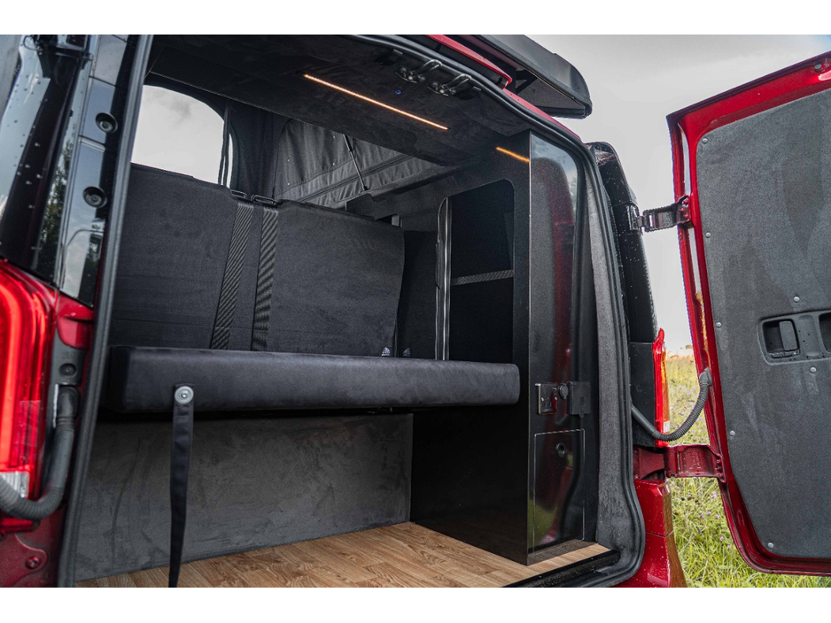 2021 Mercedes-Benz Vito - image 23