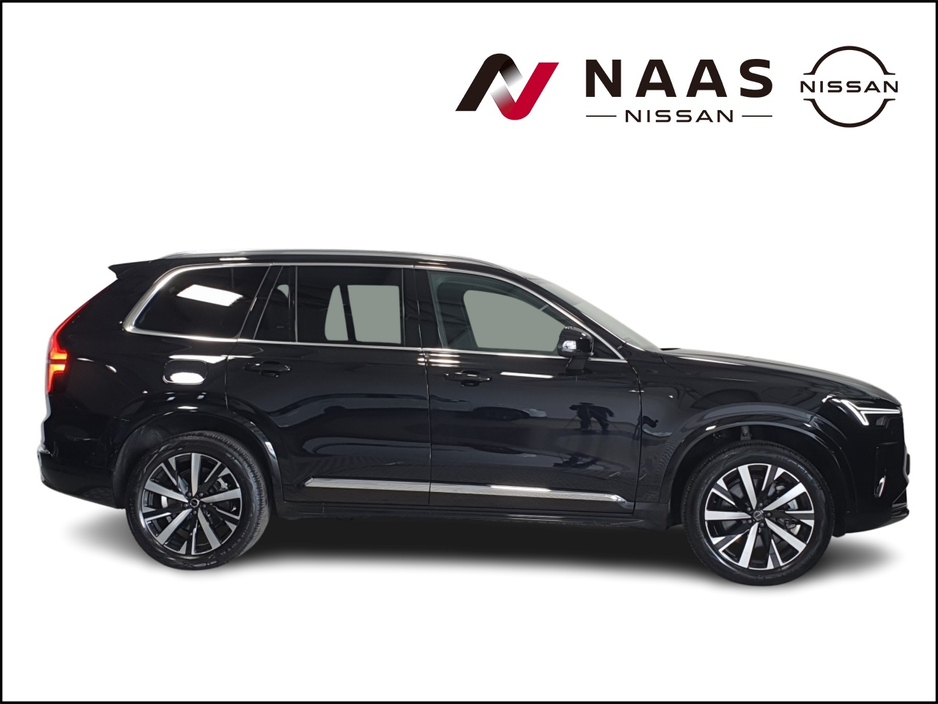 2025 Volvo XC90 - image 24