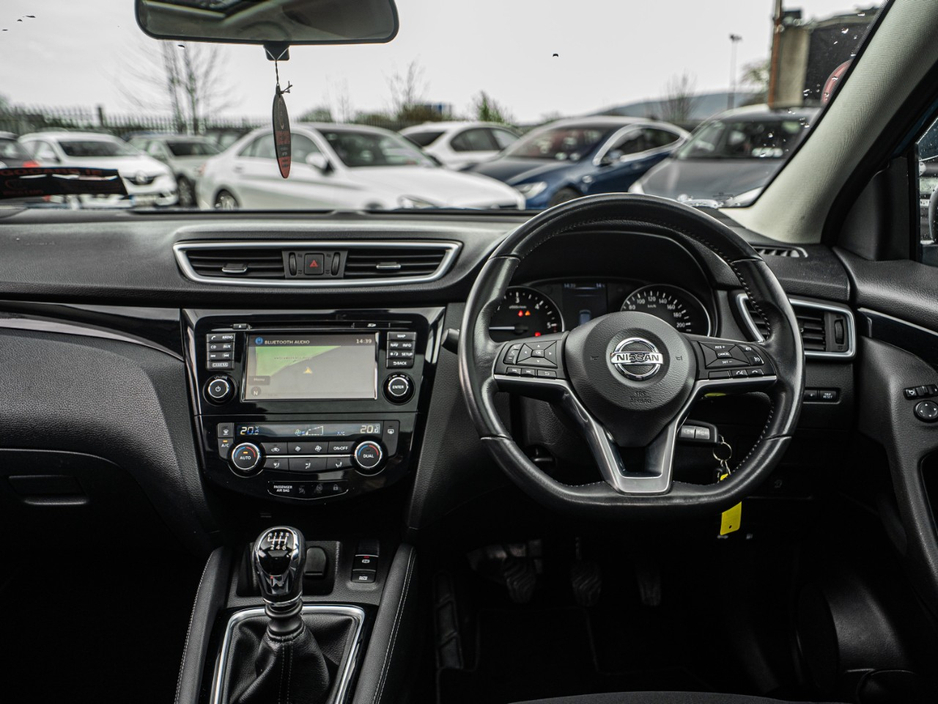2018 Nissan Qashqai - image 10