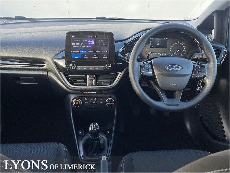 2022 Ford Fiesta - image 4