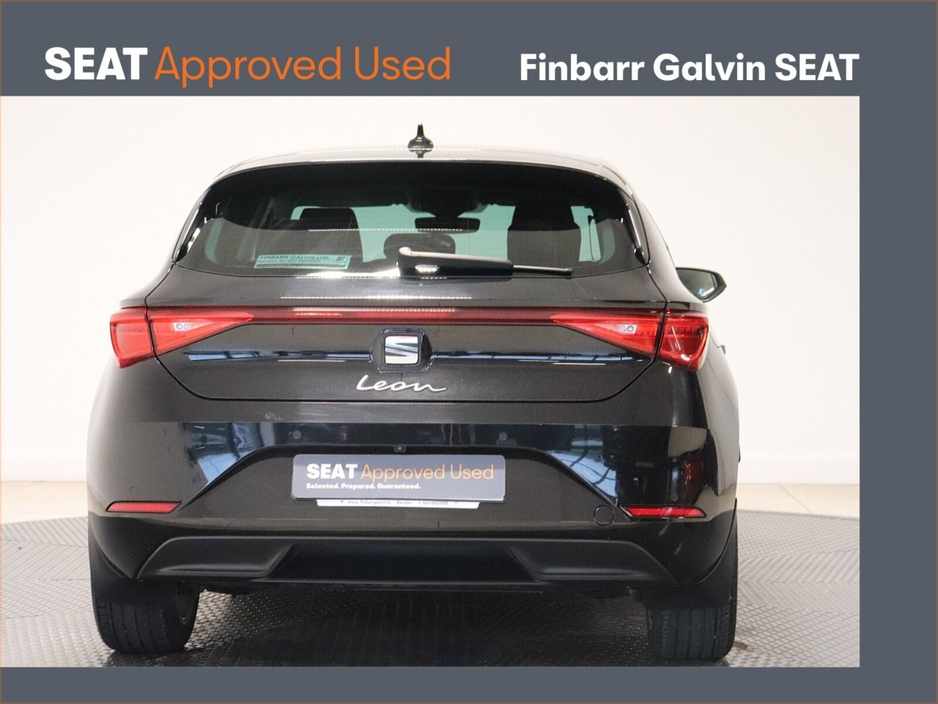 2022 SEAT Leon - image 5