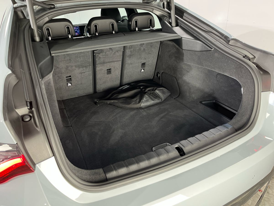 2024 BMW i4 - image 12