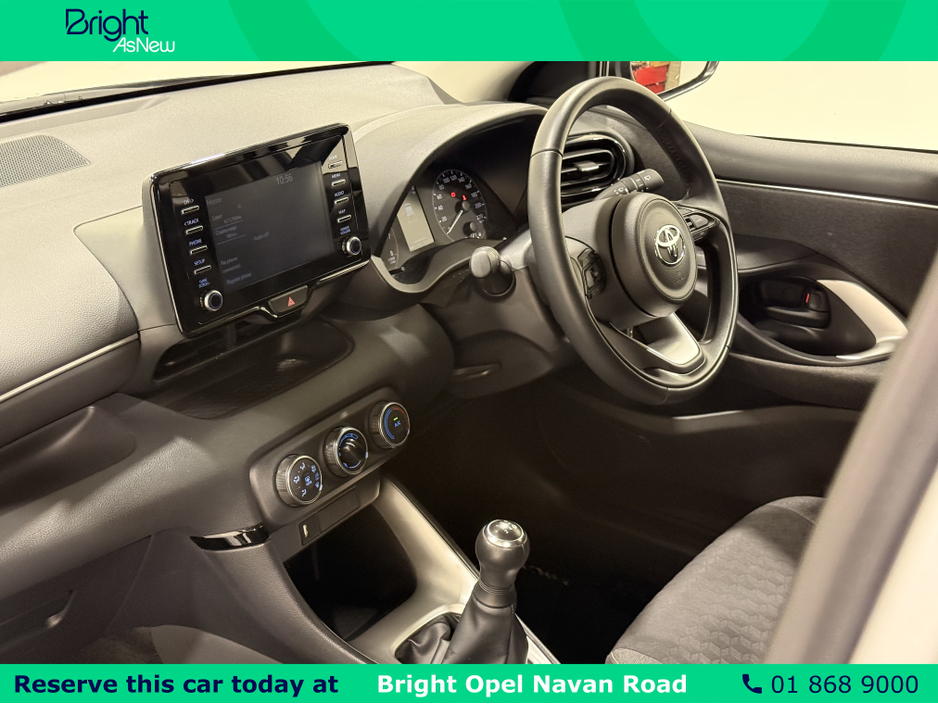 2022 Toyota Yaris 1.0 LUNA 4DR €20,950