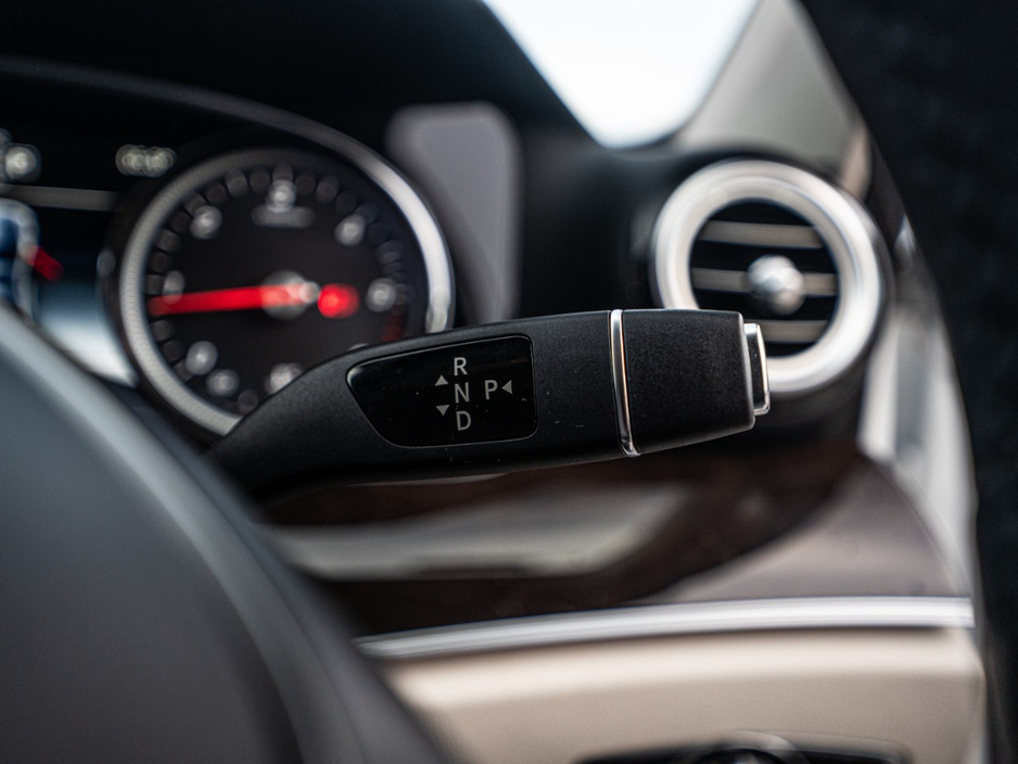 2016 Mercedes-Benz E Class - image 23