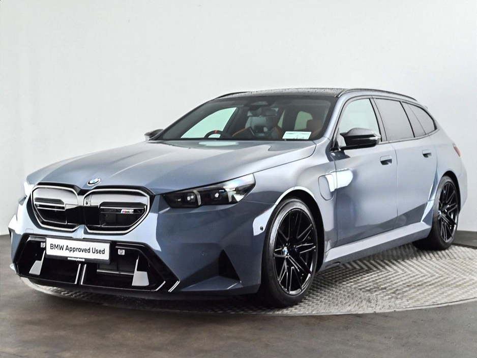 2025 BMW M5 Touring €139,900