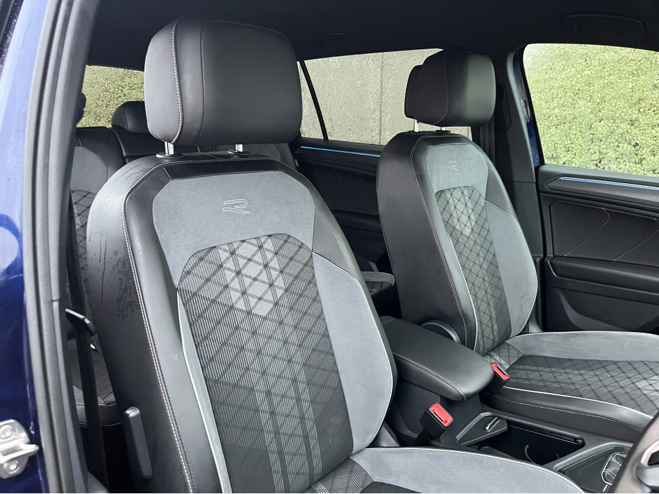 2024 Volkswagen Tiguan Allspace 7 SEATER R-LINE AUTOMATIC 2.0 DIESEL //SAT NAV//HEATED SEATS//REVERSE CAMERA//ADAPTIVE CRUISE CONTROL//HEATED STEERING WHEEL// €49,950