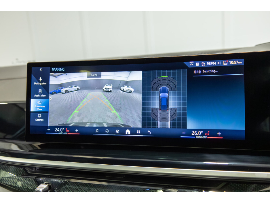 2025 BMW X5 - image 21