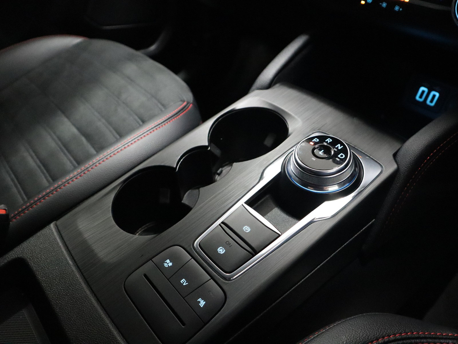 2021 Ford Kuga - image 22