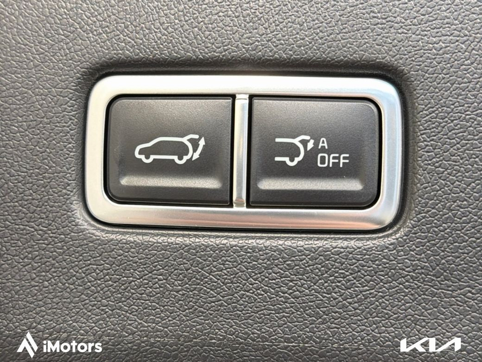 2026 Kia Sorento - image 16