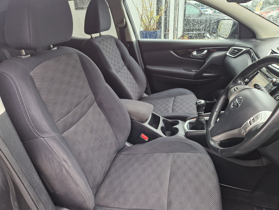 2015 Nissan Qashqai 1.5 DSL SV PREMIUM €7,950