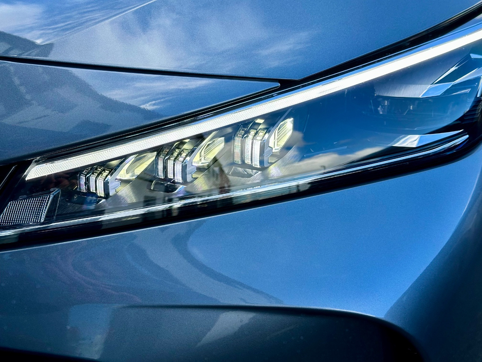 2025 MG HS - image 17