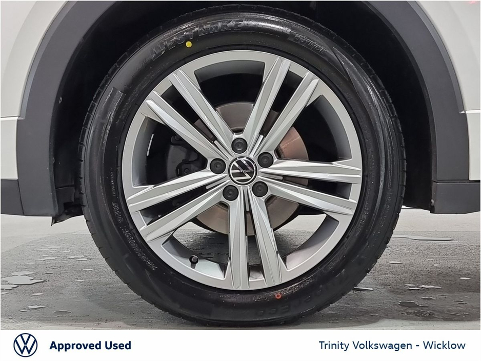 2023 Volkswagen T-Cross * R-Line 1.0 TSI 110HP * STUNNING CAR * HUGE SPEC * TRINITY VOLKSWAGEN * €26,950