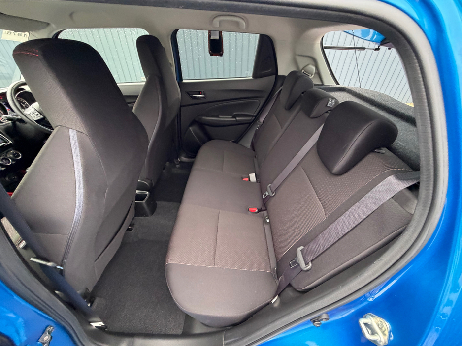 2019 Suzuki Swift - image 31