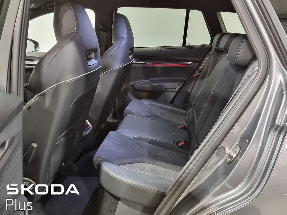 2025 Skoda Enyaq - image 7