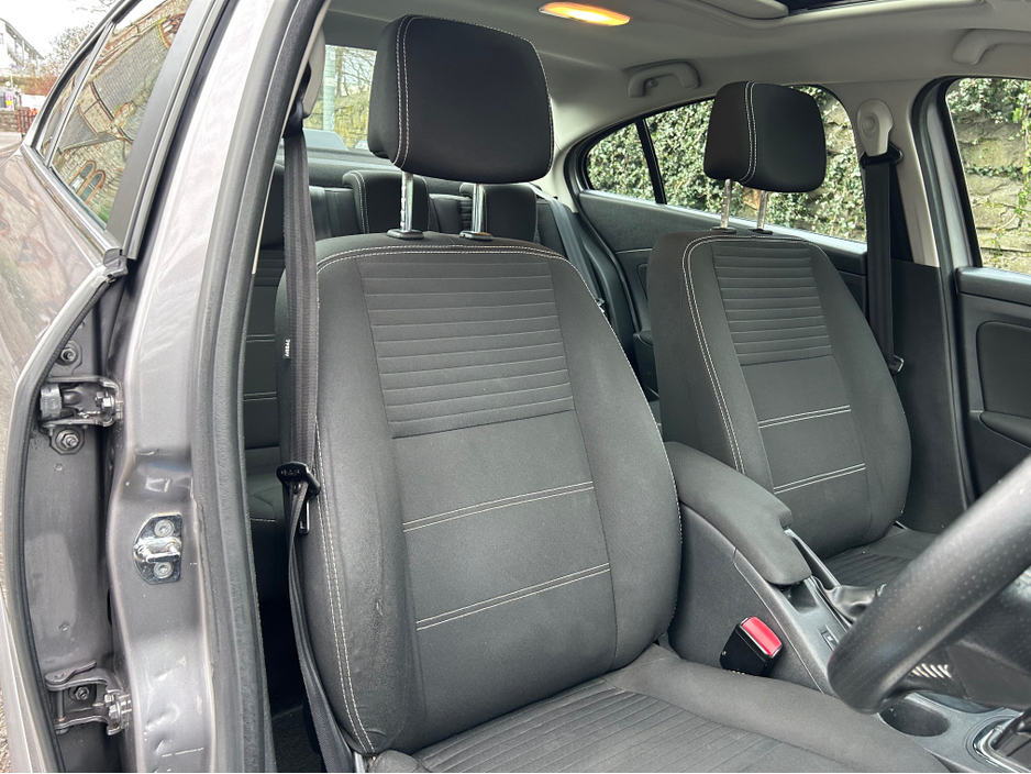 2016 Renault Fluence - image 14