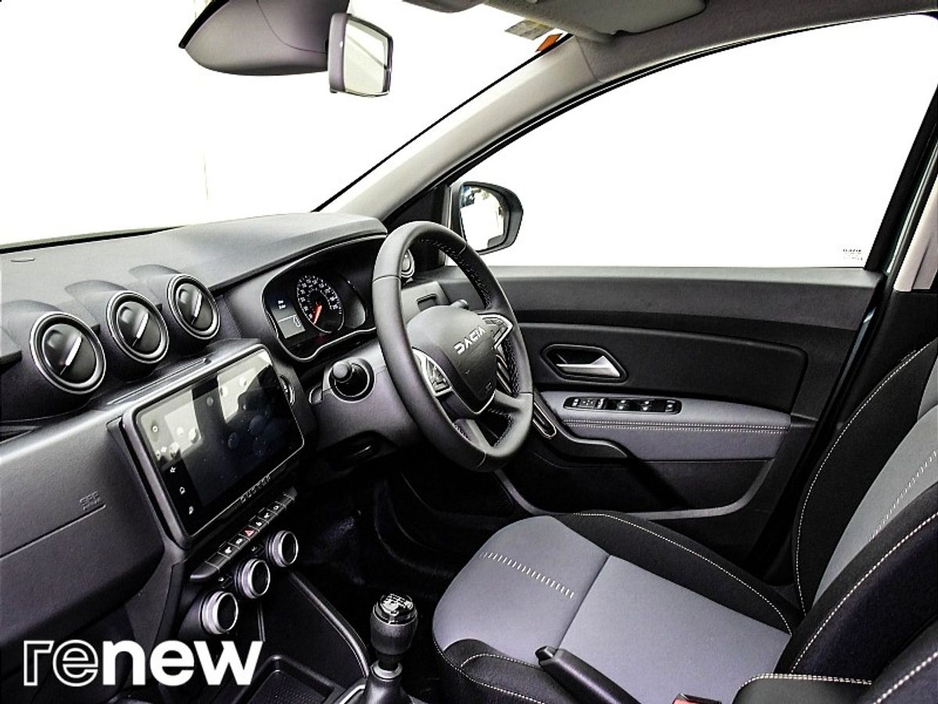 2024 Dacia Duster - image 5