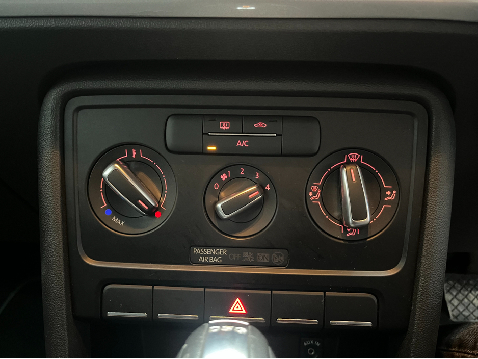 2014 Volkswagen Beetle €10950 2014 VOLKSWAGEN BEETLE DESIGN 1.2 AUTOMATIC €10,950