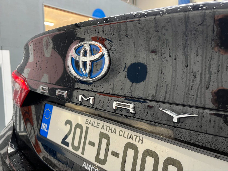 2020 Toyota Camry 2020 TOYOTA CAMRY X 2.5 AUTOMATIC / CRUISE CONTROL / REVERSE CAMERA AND MORE