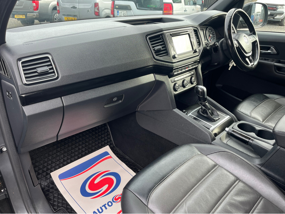 2020 Volkswagen Amarok - image 20