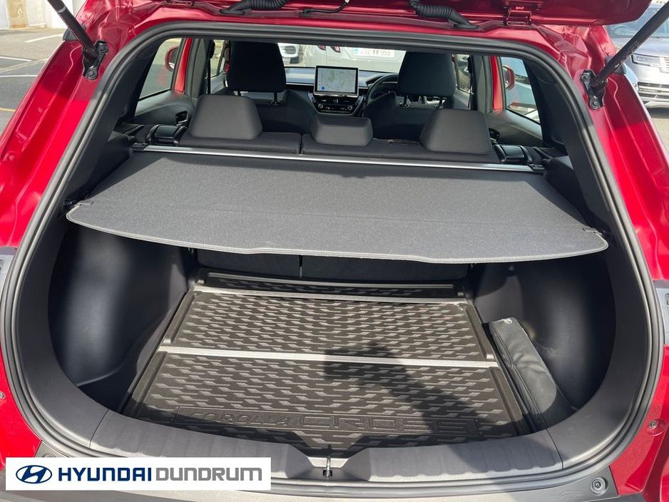 2023 Toyota Corolla - image 9