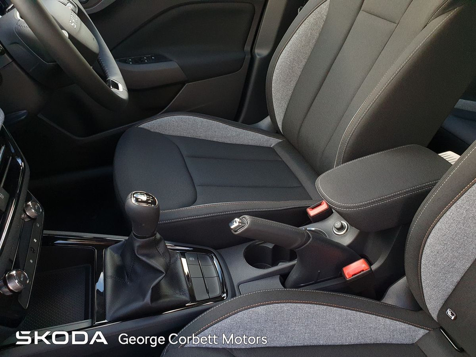 2026 Skoda Kamiq Selection 1.0TSi 95HP - Order for Immediate delivery 261 €34,330