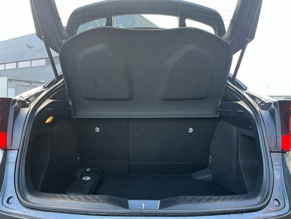 2023 Toyota C-HR C-HR HYBRID SOL €27,950