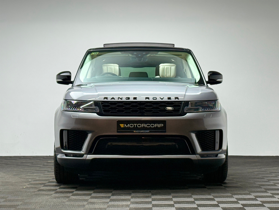 2022 Land Rover Range Rover Sport - image 2
