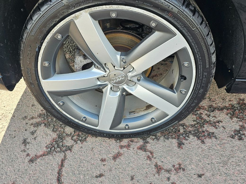 2014 Audi A1 - image 30