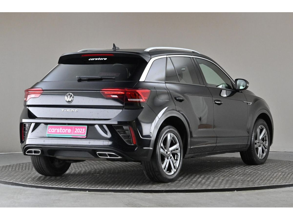 2023 Volkswagen T-Roc - image 9