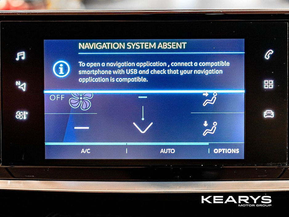 2021 Peugeot 2008 - image 14