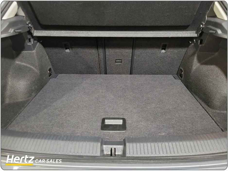 2024 Volkswagen T-Roc - image 18