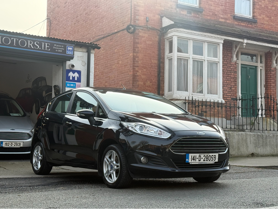 2014 Ford Fiesta - image 3