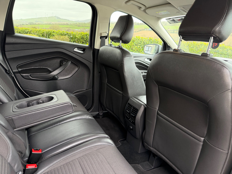 2018 Ford Kuga - image 14