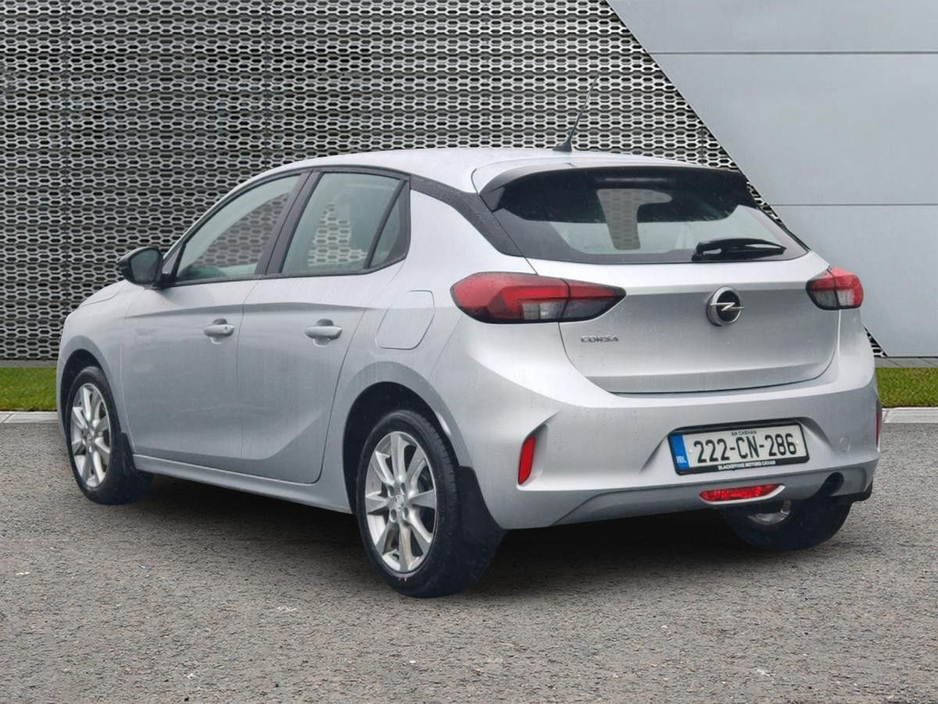 2022 Opel Corsa - image 3