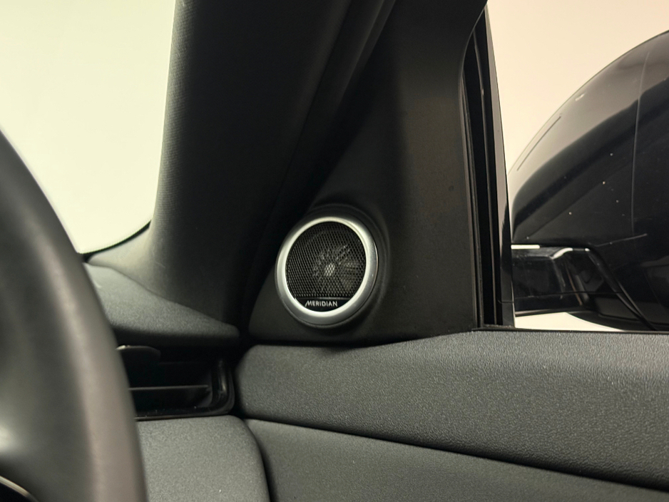 2024 Land Rover Range Rover Evoque - image 17