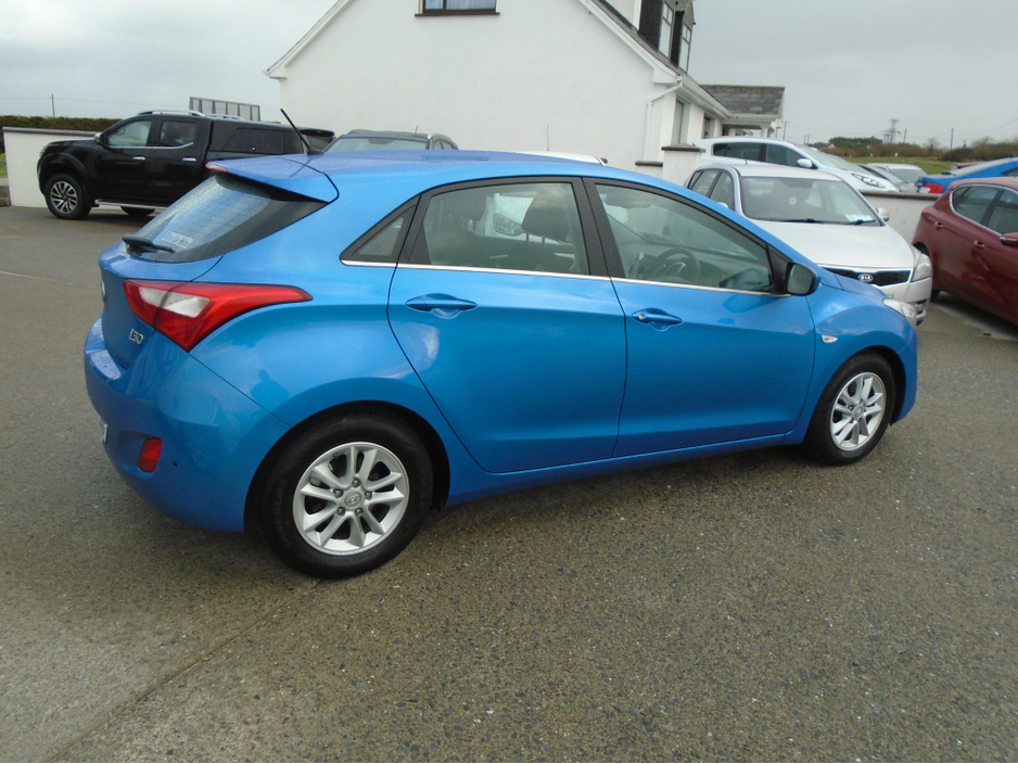 2017 Hyundai i30 SE 110PS 5DR €12,000