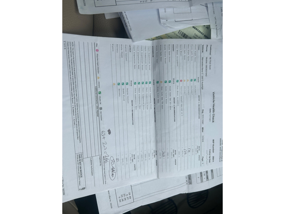 2016 Mercedes-Benz C Class - image 27