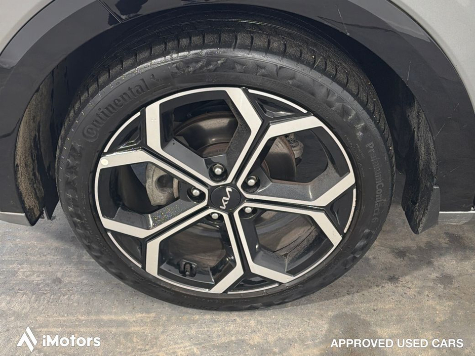 2023 Kia Niro - image 11