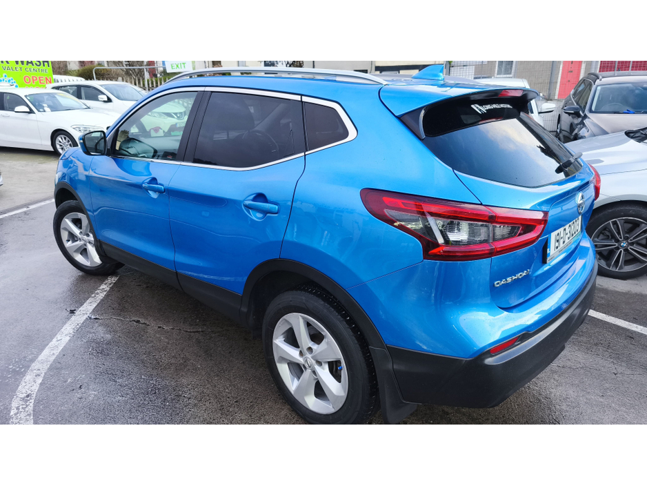 2019 Nissan Qashqai - image 5