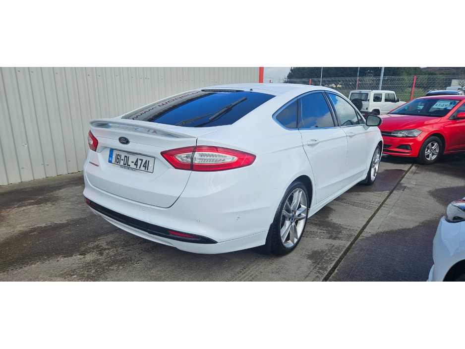 2016 Ford Mondeo - image 10